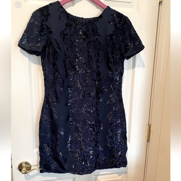 Dress the Population Beverly Dress - Picture 4 of 5